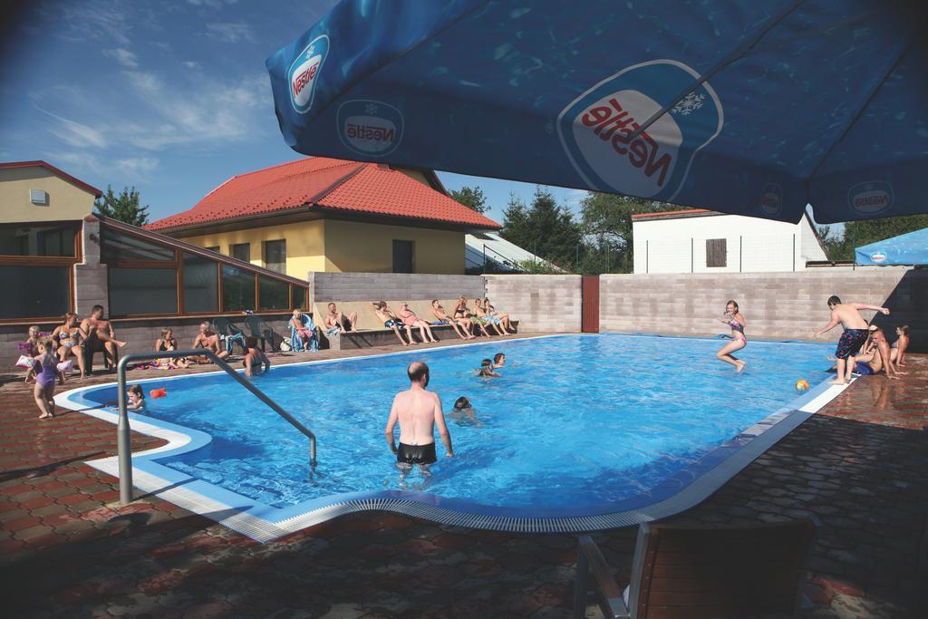 Camping Oase Praha Hotel Zlatniky  Exterior photo